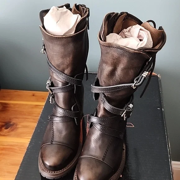 Freebird Cora - Picture 3 of 9